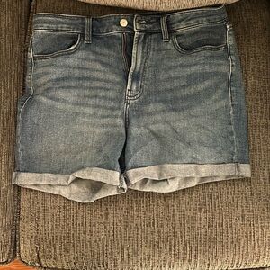 5 inch inseam old navy high rise WOW short size 10